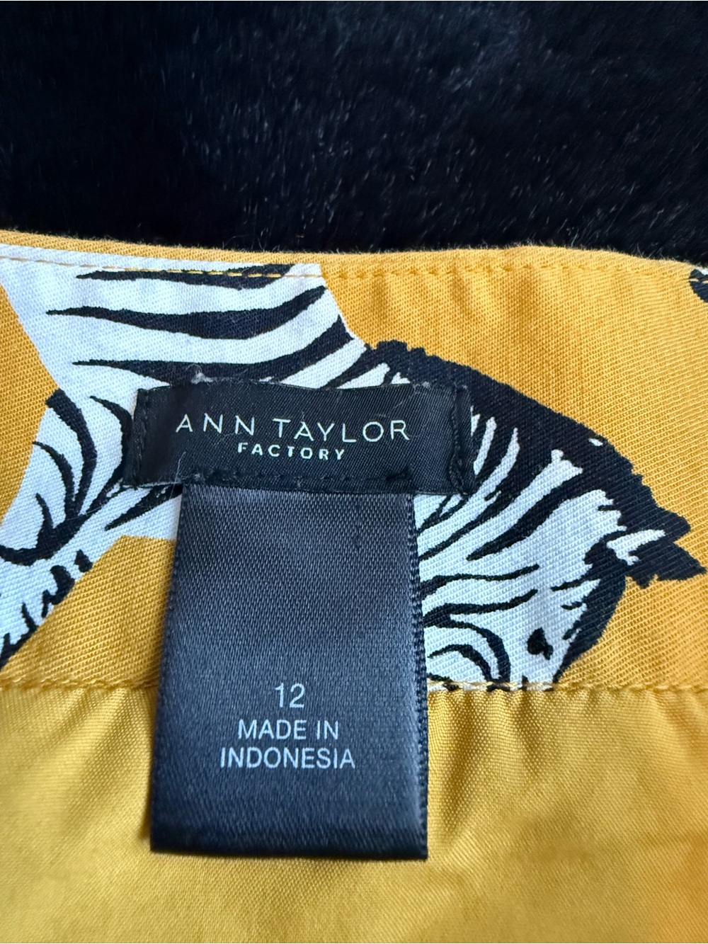 Ann Taylor Factory Skirt SZ 12 - Picture 2 of 8